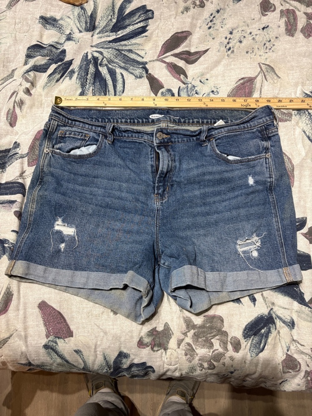 Old Navy Distressed Cuffed Denim Shorts - Blue